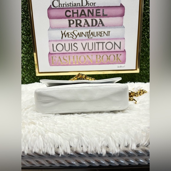 ❤️ Chanel Diana Bijoux Chain Single Flap Vintage Bag 24k Gold A1226EME215 - Picture 6 of 17